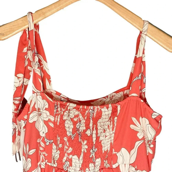 Social Standard by Sanctuary Women's Coral & White Tropical Floral Smocked Dress - Picture 11 of 12